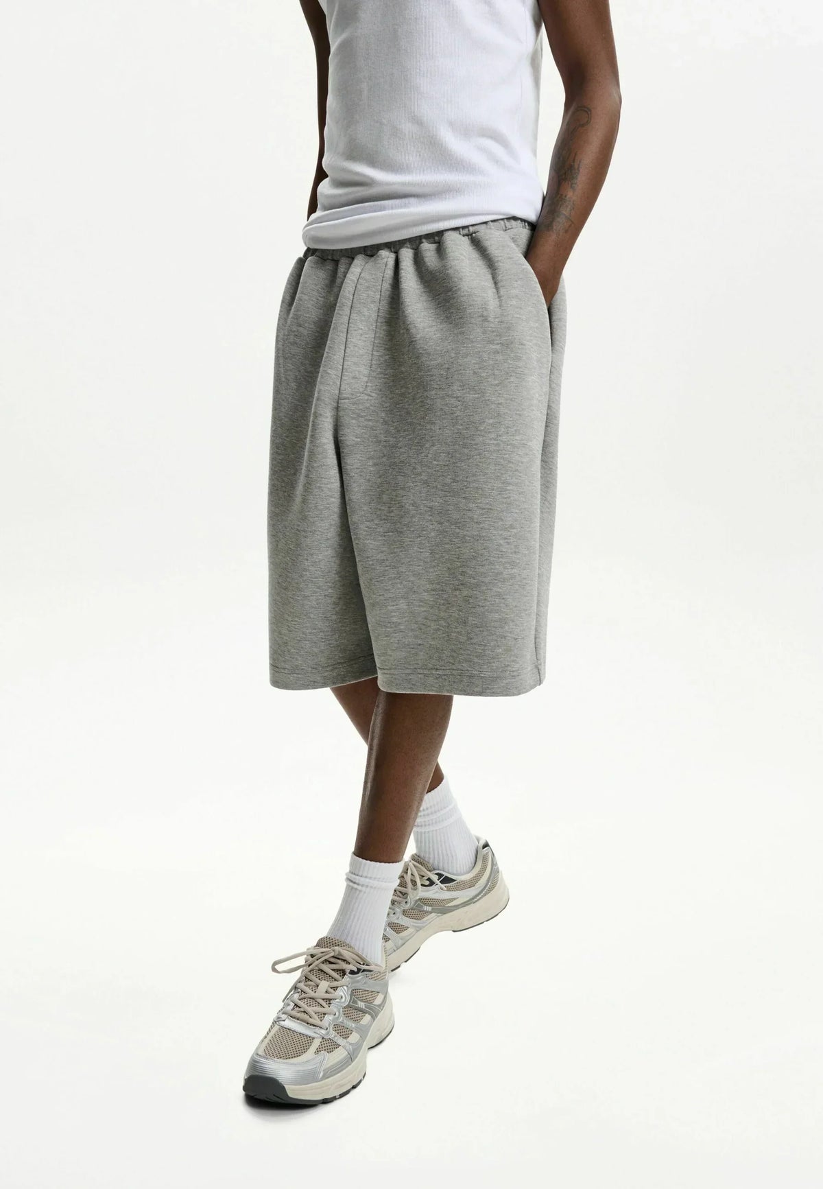 gray jogging shorts