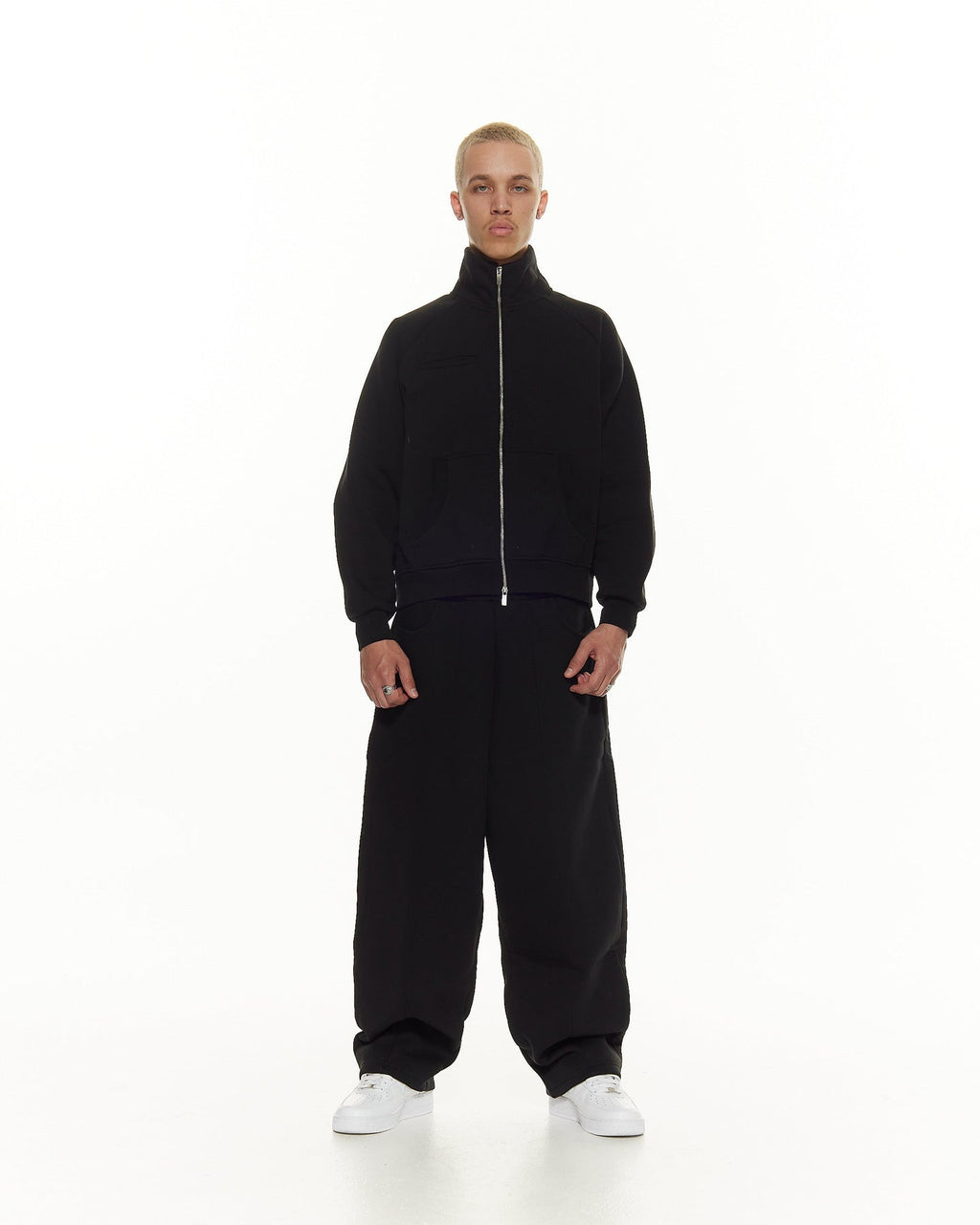 COZY TRACK JACKET – BLACK