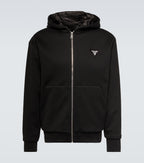 Zip Prada